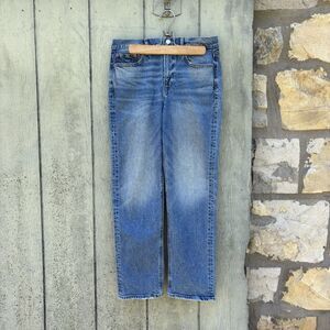 American Eagle Medium Wash Straight Leg Jeans - Size 8